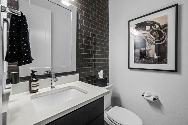 3481 Rosebud Park Lane, Dallas, TX 75229