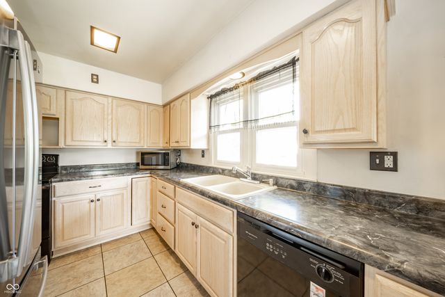1396 Congress Street, Middletown, IN 47356