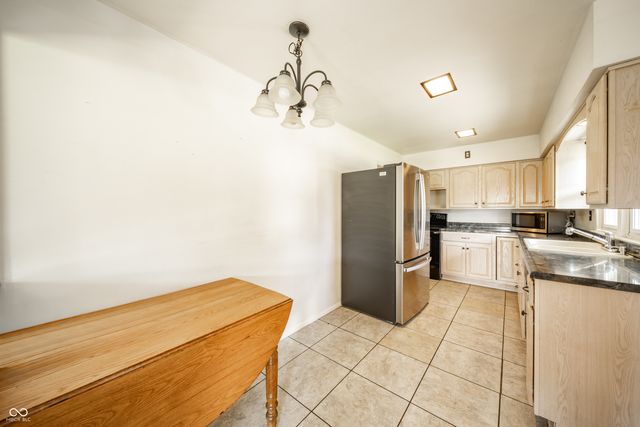 1396 Congress Street, Middletown, IN 47356