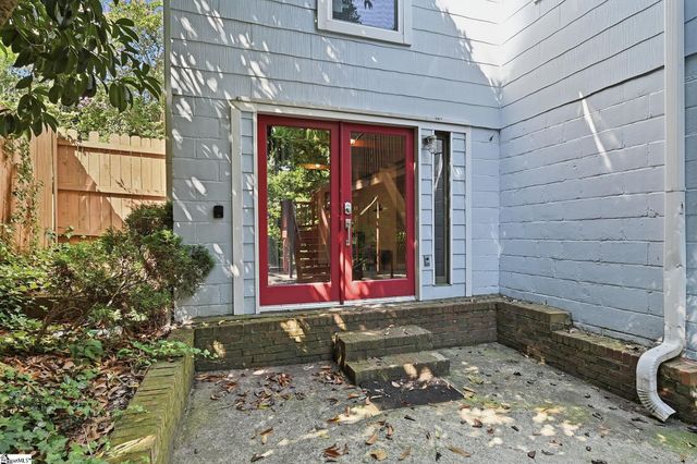 108 Hawthorne Lane, Greenville, SC 29605