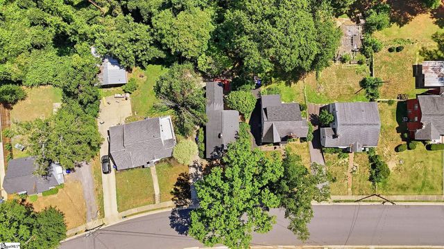 108 Hawthorne Lane, Greenville, SC 29605