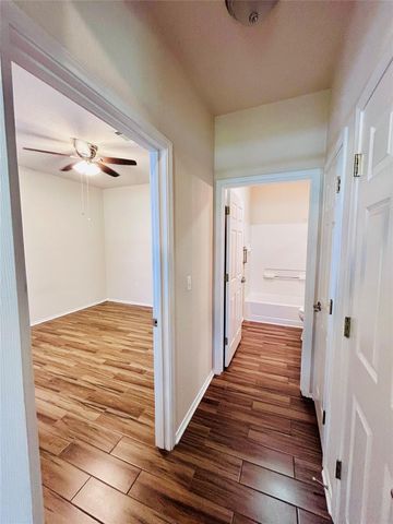 104 Honey Creek TRL, Georgetown, TX 78633