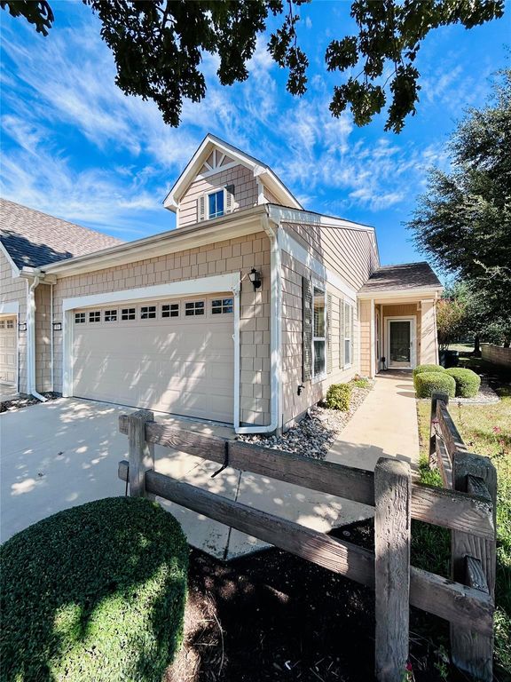 104 Honey Creek TRL, Georgetown, TX 78633