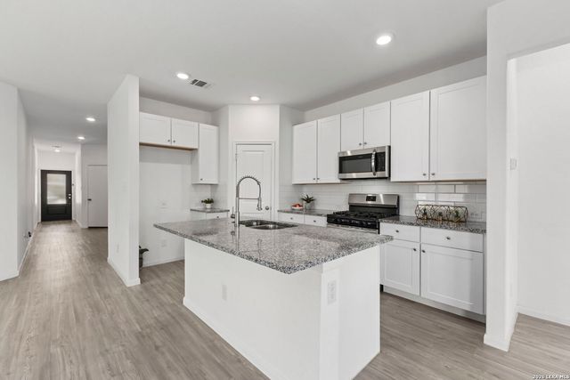 31650 Acacia Vista, Bulverde, TX 78163