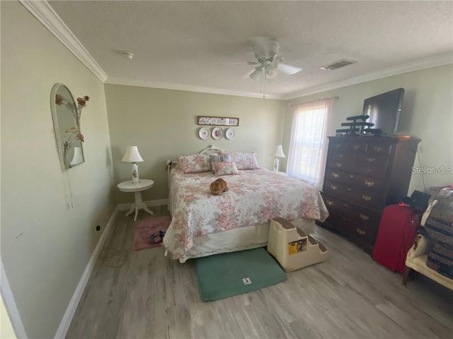 440 QUAIL STREET, Lady Lake, FL 32159