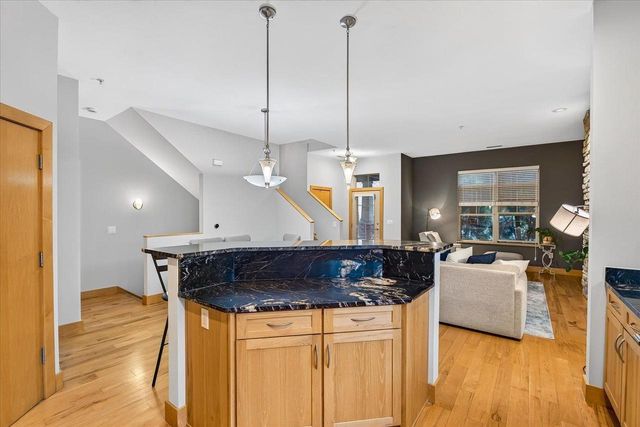 10 Halite Way, Fitchburg, WI 53711