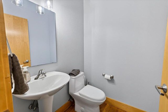 10 Halite Way, Fitchburg, WI 53711
