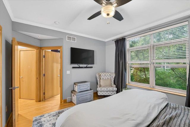 10 Halite Way, Fitchburg, WI 53711