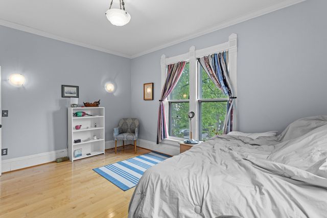 270 Orange St Apt 2, Manchester, NH 03104