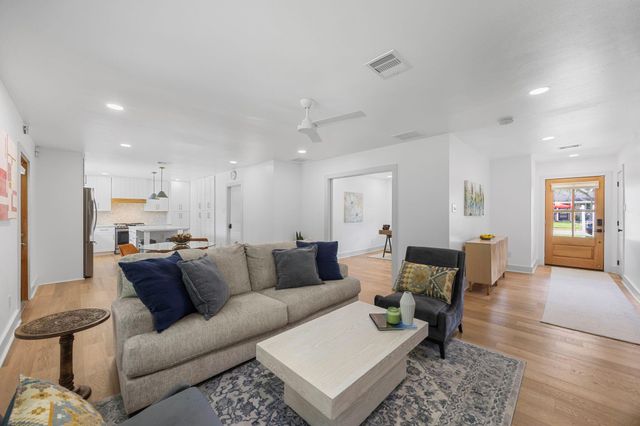 1823 Millwood Drive, Houston, TX 77008