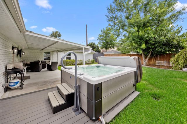 1823 Millwood Drive, Houston, TX 77008