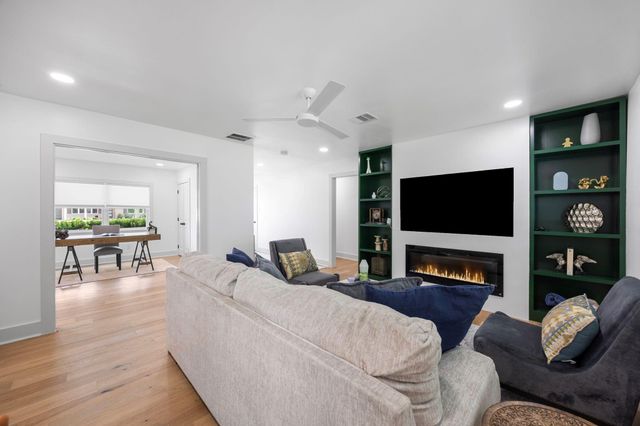 1823 Millwood Drive, Houston, TX 77008