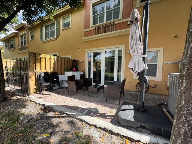 4957 Tradewinds Terrace 704, Dania Beach, FL 33312