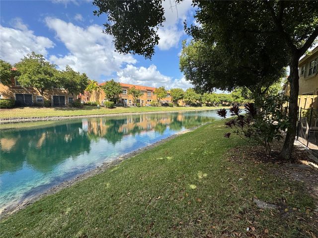4957 Tradewinds Terrace 704, Dania Beach, FL 33312