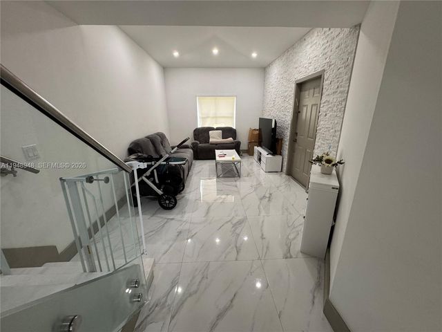 4957 Tradewinds Terrace 704, Dania Beach, FL 33312