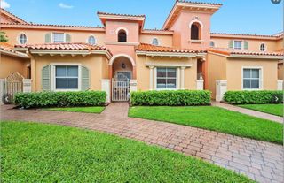 4957 Tradewinds Terrace 704, Dania Beach, FL 33312