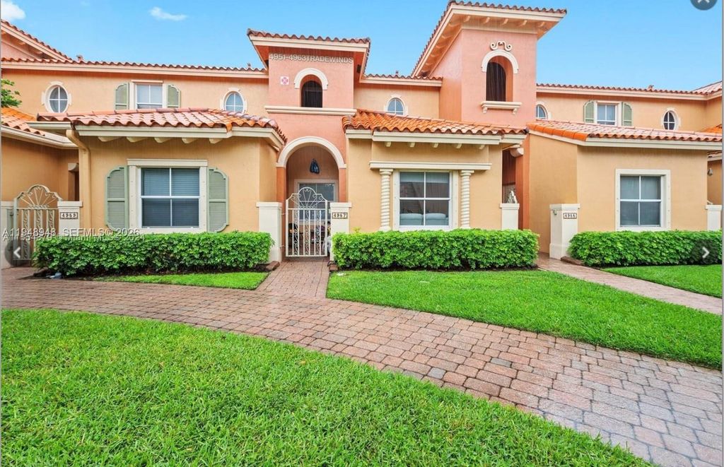 4957 Tradewinds Terrace 704, Dania Beach, FL 33312