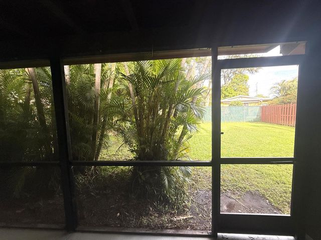 814 Sandtree Drive, Palm Beach Gardens, FL 33403