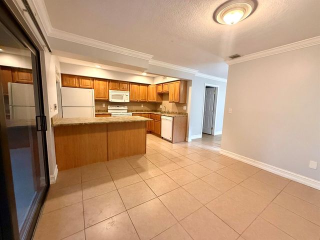 814 Sandtree Drive, Palm Beach Gardens, FL 33403