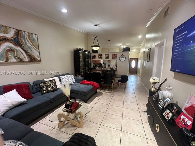 6028 SW 147th Pl, Miami, FL 33193