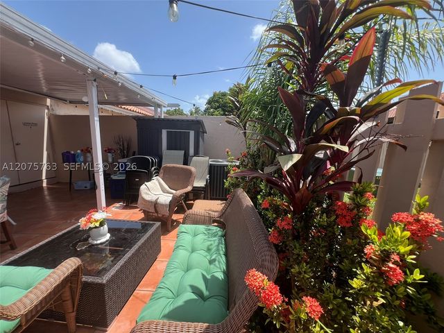 6028 SW 147th Pl, Miami, FL 33193