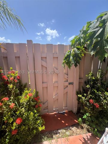 6028 SW 147th Pl, Miami, FL 33193