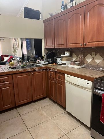 6028 SW 147th Pl, Miami, FL 33193