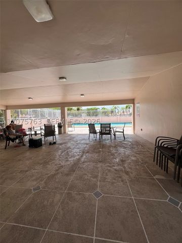 6028 SW 147th Pl, Miami, FL 33193