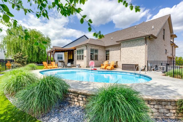 5007 Brill Ln, Spring Hill, TN 37174