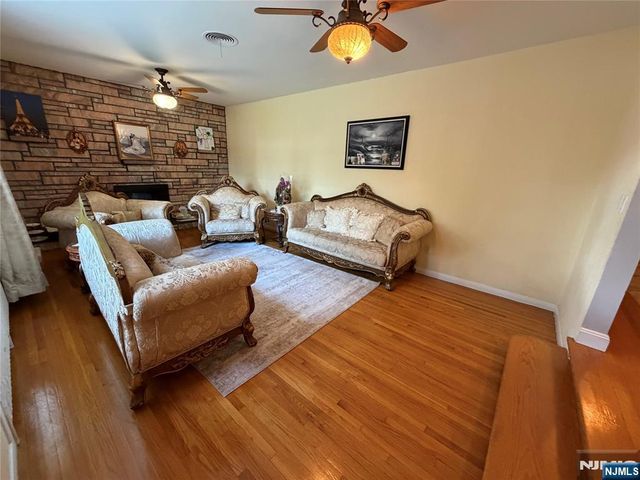 491 Graphic Boulevard, New Milford, NJ 07646