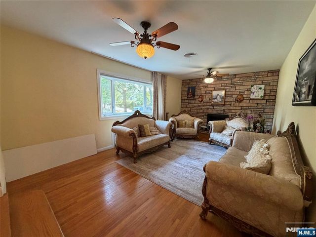 491 Graphic Boulevard, New Milford, NJ 07646