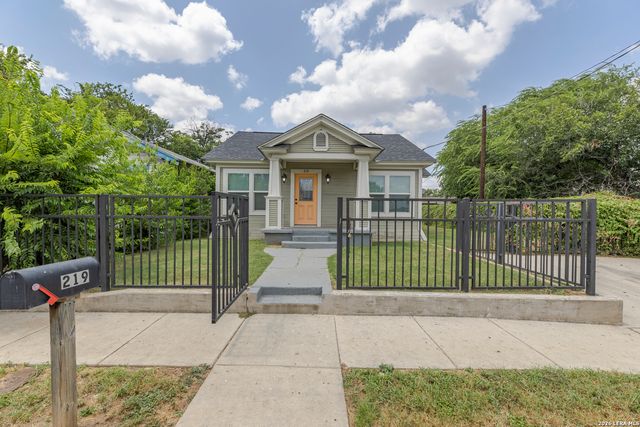219 Finton, San Antonio, TX 78204