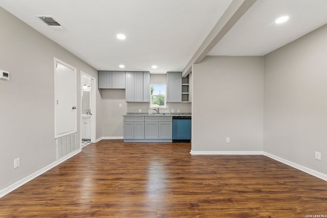 219 Finton, San Antonio, TX 78204