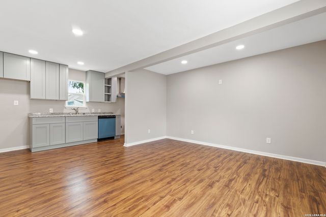 219 Finton, San Antonio, TX 78204