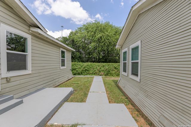 219 Finton, San Antonio, TX 78204