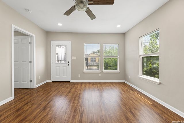 219 Finton, San Antonio, TX 78204