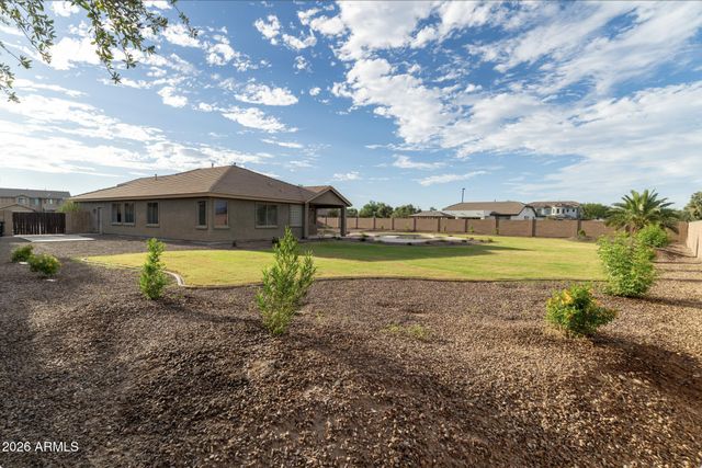 6361 S Sky Court, Gilbert, AZ 85298