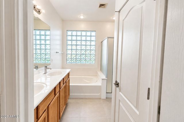 6361 S Sky Court, Gilbert, AZ 85298