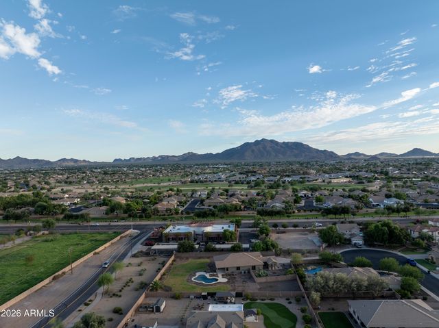 6361 S Sky Court, Gilbert, AZ 85298