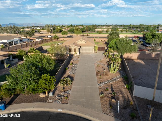 6361 S Sky Court, Gilbert, AZ 85298