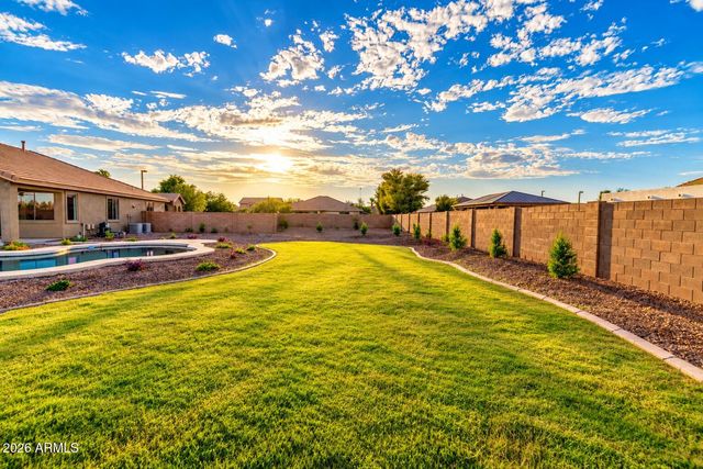 6361 S Sky Court, Gilbert, AZ 85298