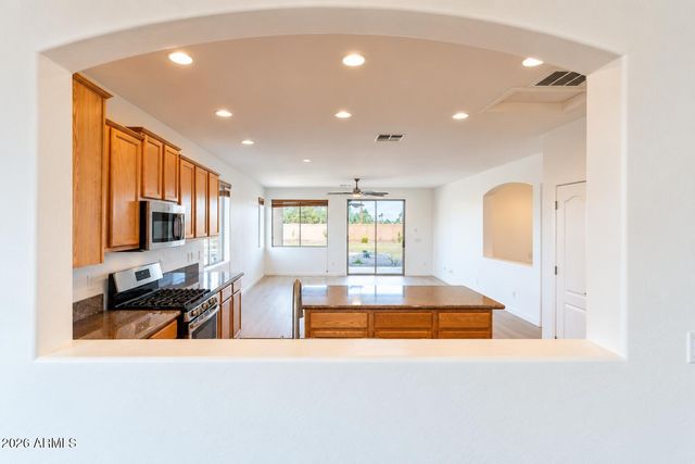 6361 S Sky Court, Gilbert, AZ 85298
