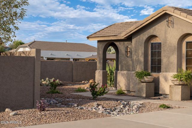 6361 S Sky Court, Gilbert, AZ 85298