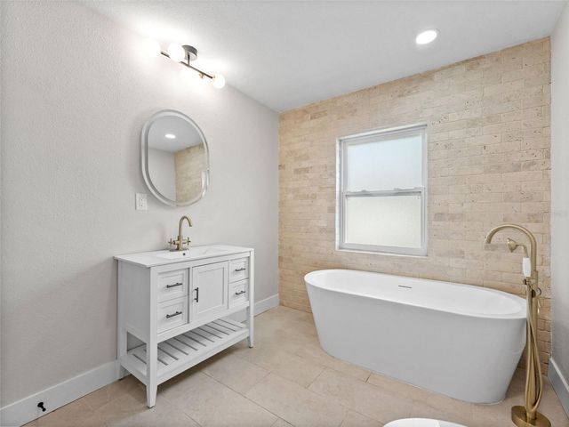 1242 BERMUDA STREET, Clearwater, FL 33755