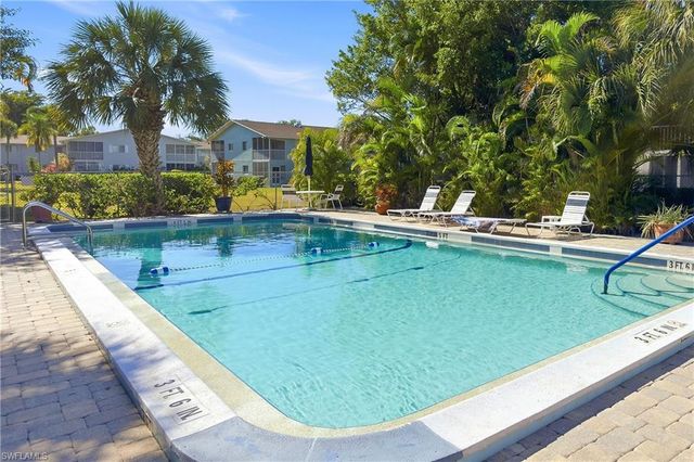 8071 Country RD # 204, Fort Myers, FL 33919