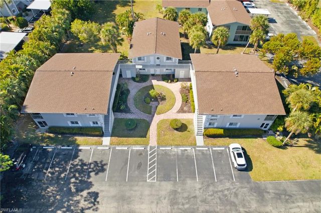 8071 Country RD # 204, Fort Myers, FL 33919