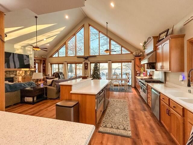 24121 64th PLACE, Salem, WI 53168