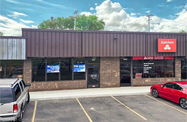 18708 Eureka, Southgate, MI 48195