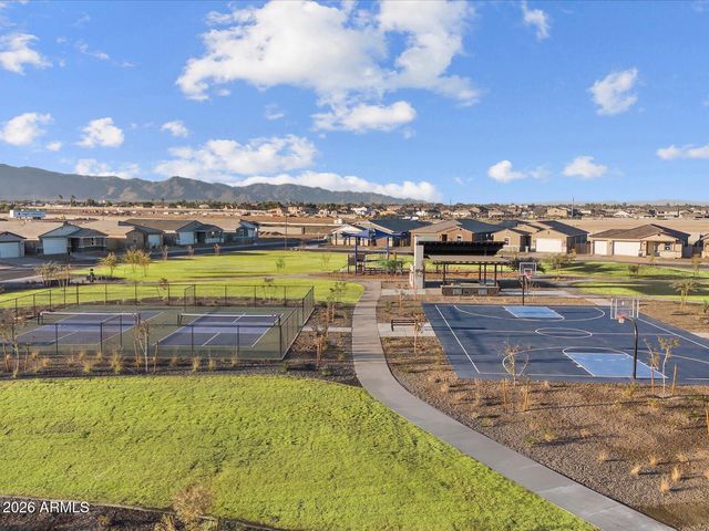 17674 W COLLEGE Drive, Goodyear, AZ 85395
