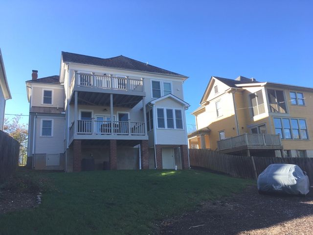 415 Day AVE, Roanoke, VA 24016